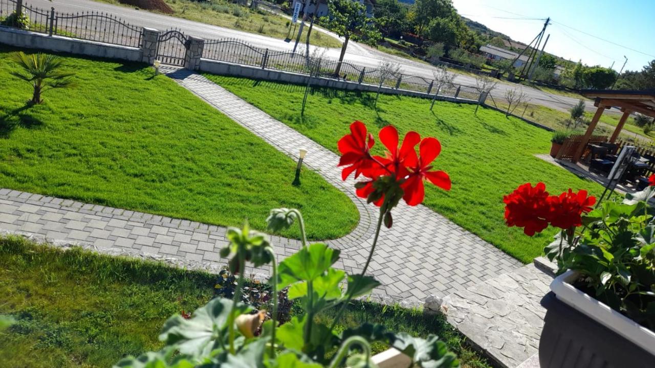Apartment Kravica Ljubuski Bagian luar foto